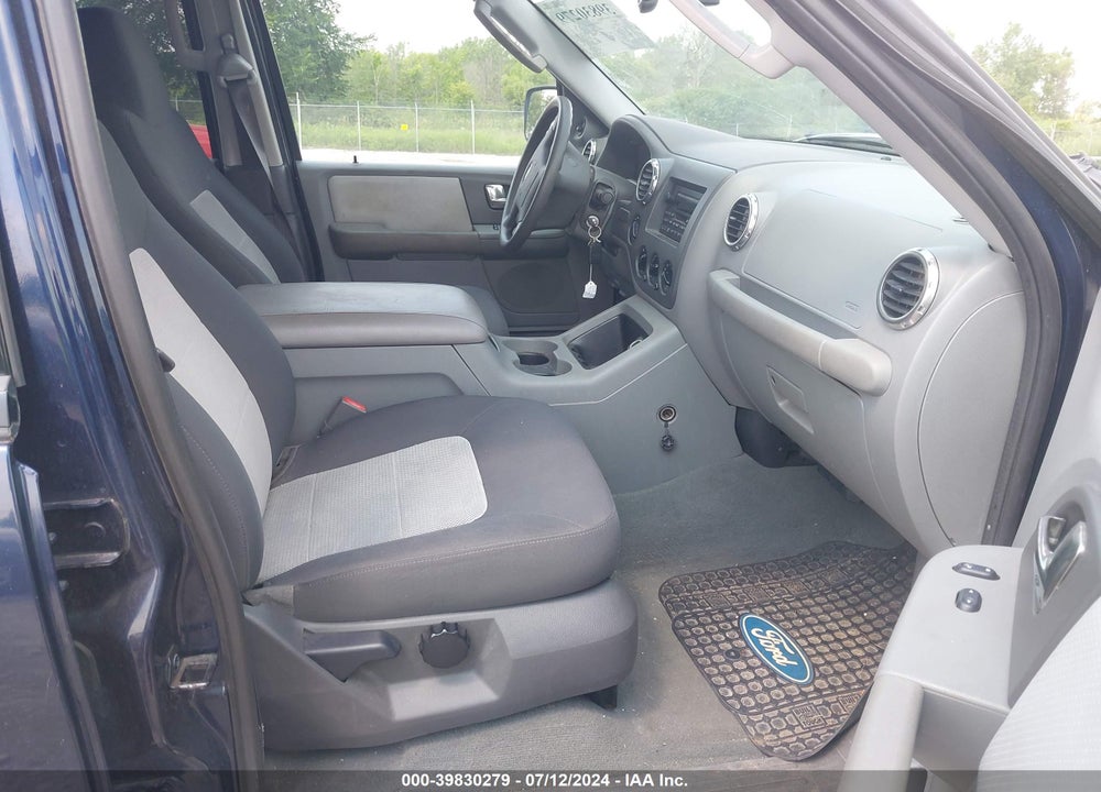 2004 FORD EXPEDITION VIN: 1FMPU16L44LB29742
