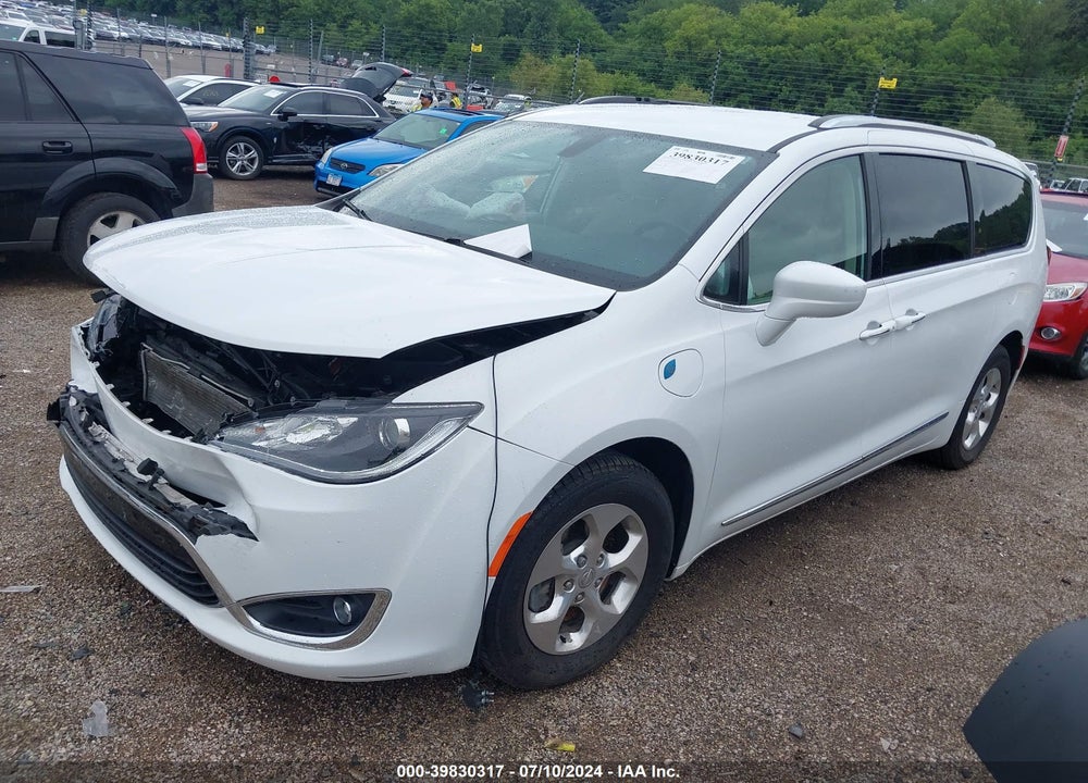 2019 CHRYSLER PACIFICA HYBRID TOURING L VIN: 2C4RC1L70KR710828
