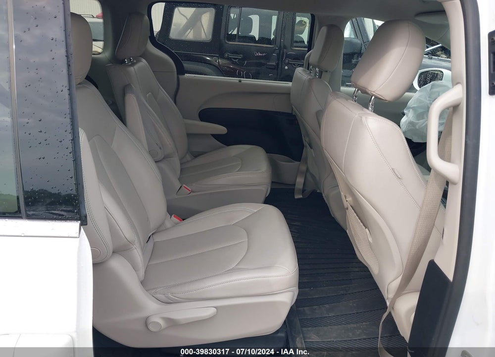 2019 CHRYSLER PACIFICA HYBRID TOURING L VIN: 2C4RC1L70KR710828