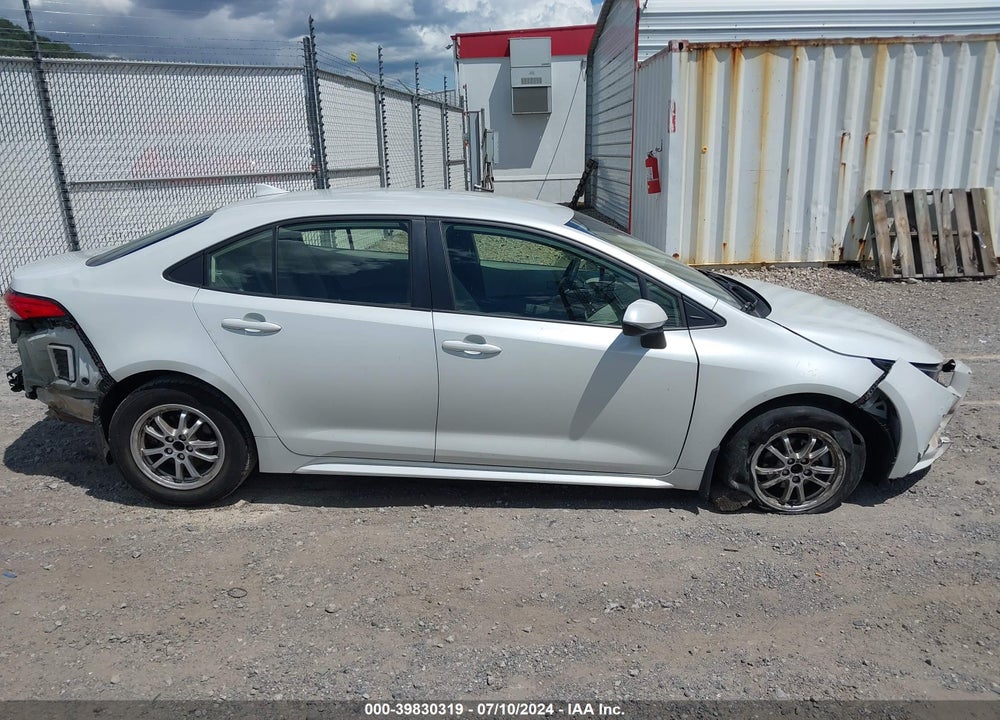 2022 TOYOTA COROLLA HYBRID LE VIN: JTDEAMDE5NJ039619