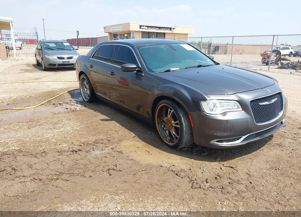 2015 CHRYSLER 300 LIMITED VIN: 2C3CCAAG8FH806909