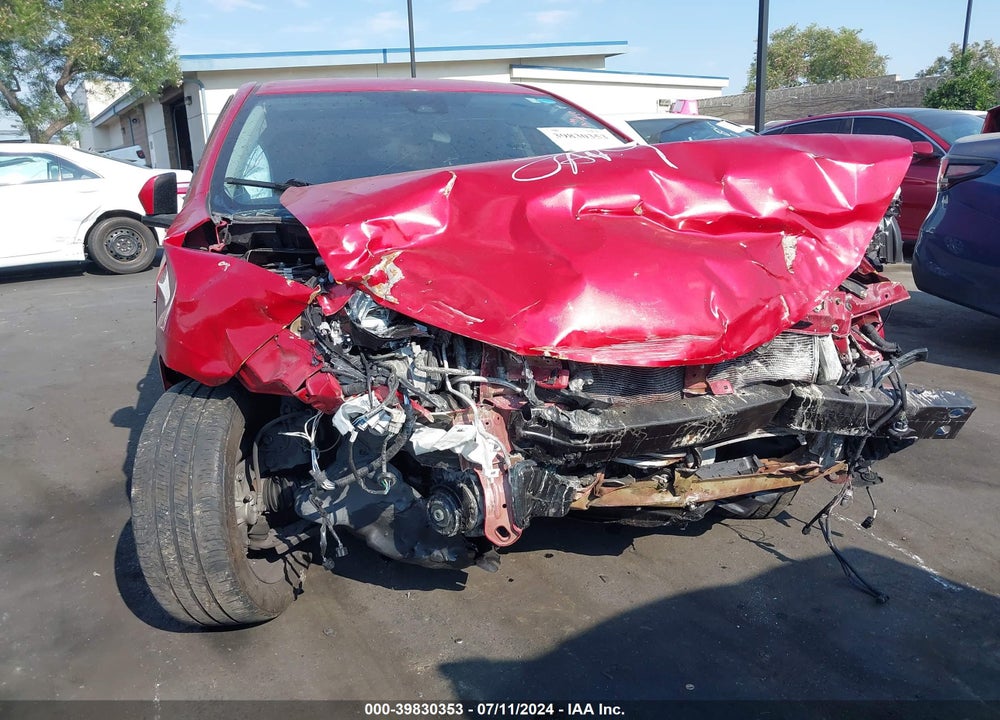 2019 TOYOTA COROLLA LE VIN: 5YFBURHE3KP898684