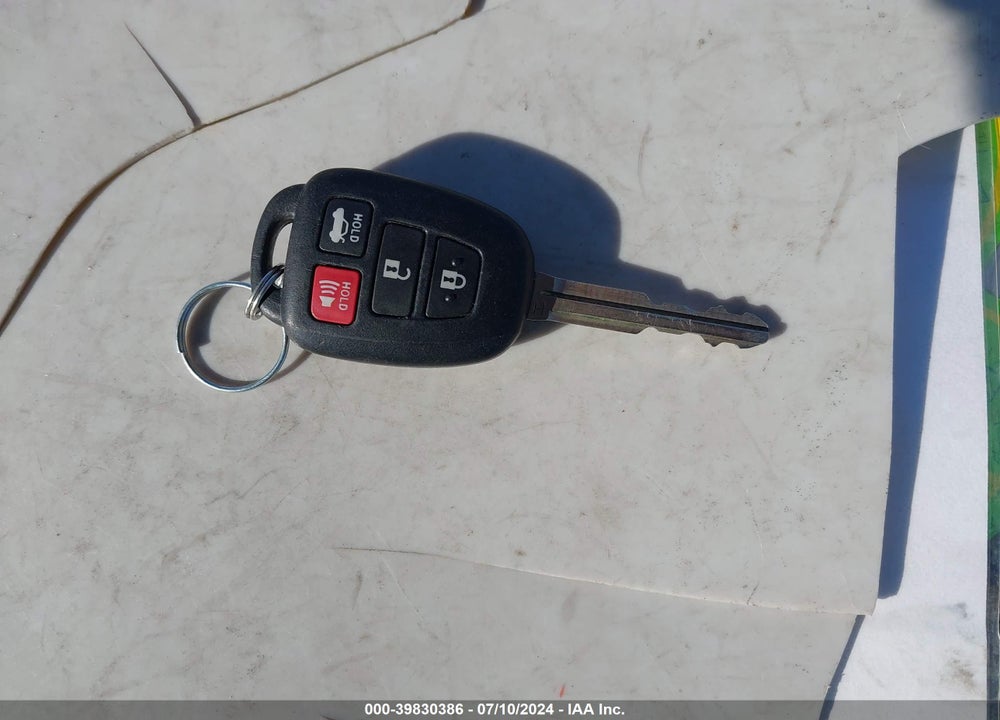 2015 TOYOTA CAMRY SE VIN: 4T1BF1FK9FU904500