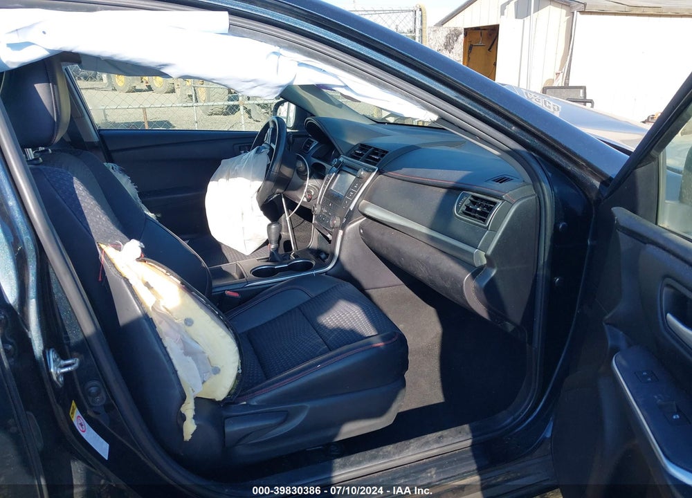 2015 TOYOTA CAMRY SE VIN: 4T1BF1FK9FU904500