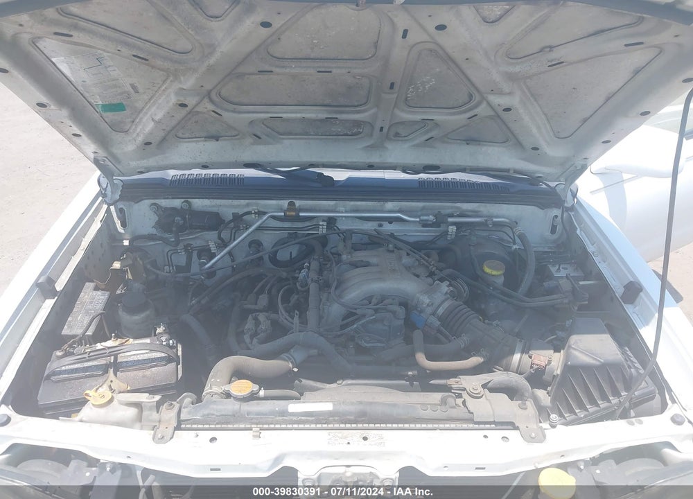 2002 NISSAN FRONTIER SE-V6 VIN: 1N6ED29X02C357926