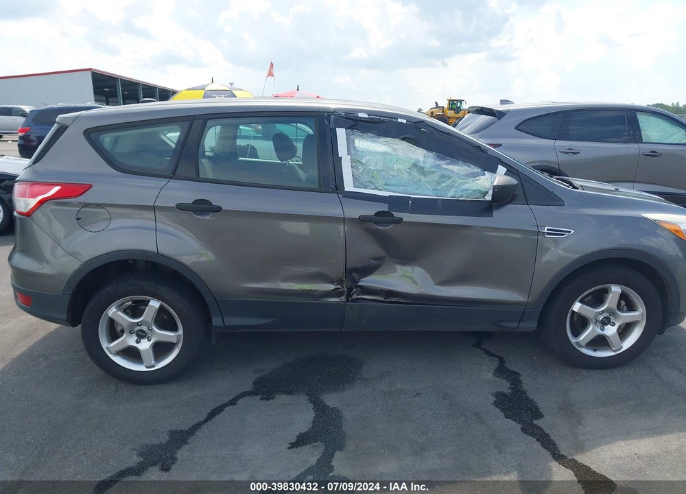 2014 FORD ESCAPE S VIN: 1FMCU0F70EUA35025