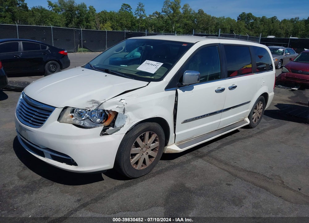 2011 CHRYSLER TOWN & COUNTRY TOURING-L VIN: 2A4RR8DG5BR781572