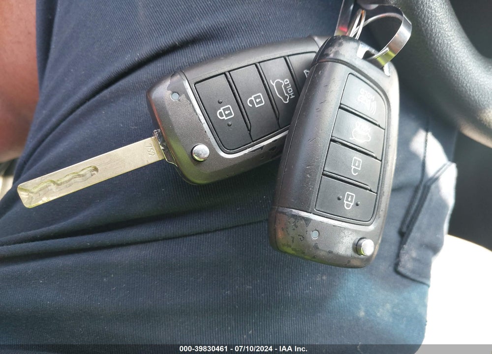 2019 HYUNDAI KONA SE VIN: KM8K12AAXKU287962