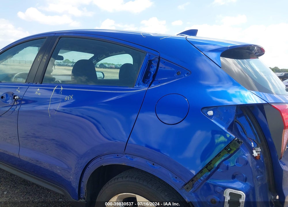 2018 HONDA HR-V LX VIN: 3CZRU5H30JM712847
