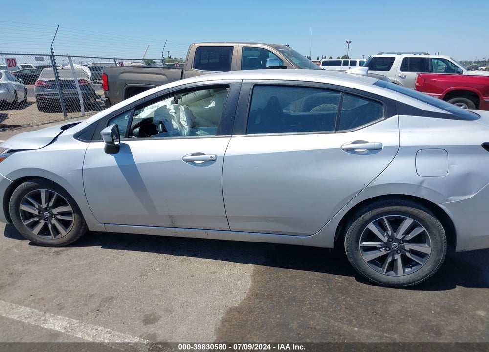 2020 NISSAN VERSA SV XTRONIC CVT VIN: 3N1CN8EV1LL861215