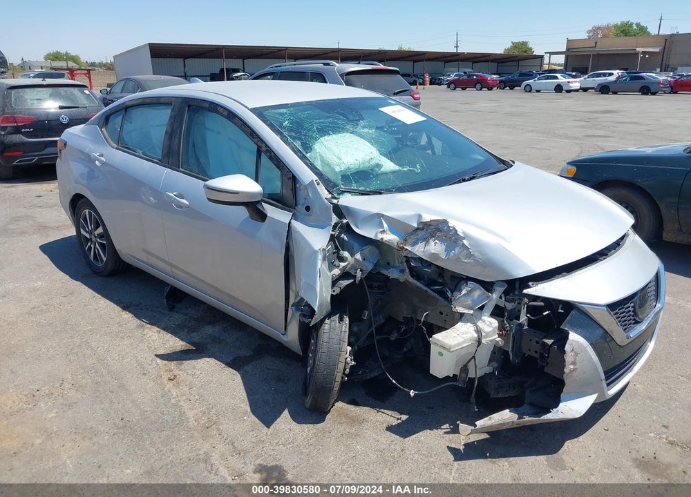 2020 NISSAN VERSA SV XTRONIC CVT VIN: 3N1CN8EV1LL861215
