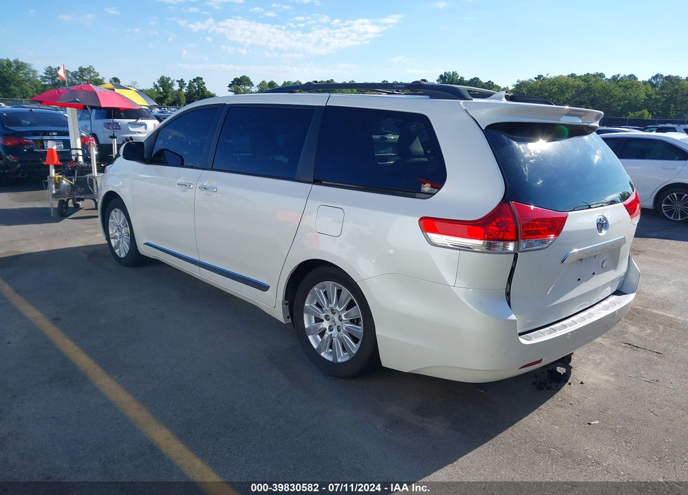 2013 TOYOTA SIENNA LIMITED V6 7 PASSENGER VIN: 5TDYK3DC0DS368779