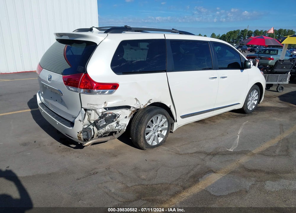 2013 TOYOTA SIENNA LIMITED V6 7 PASSENGER VIN: 5TDYK3DC0DS368779