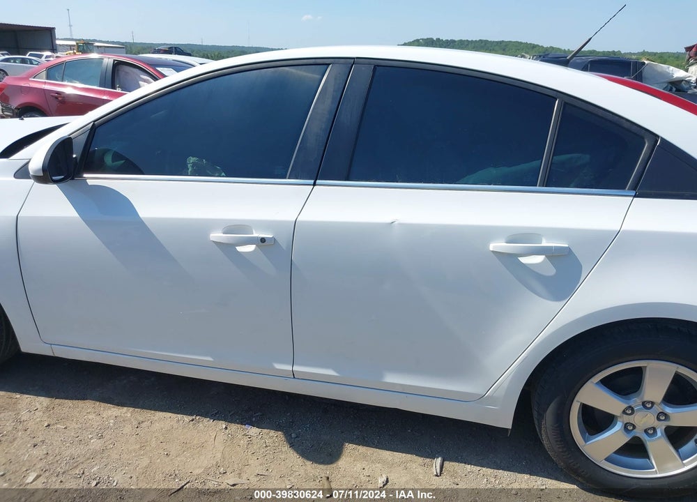 2014 CHEVROLET CRUZE VIN: 1G1PC5SB8E7377331