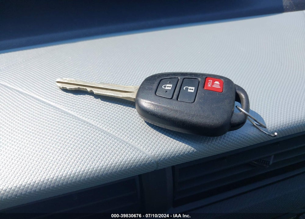 2012 TOYOTA PRIUS C TWO VIN: JTDKDTB32C1512153