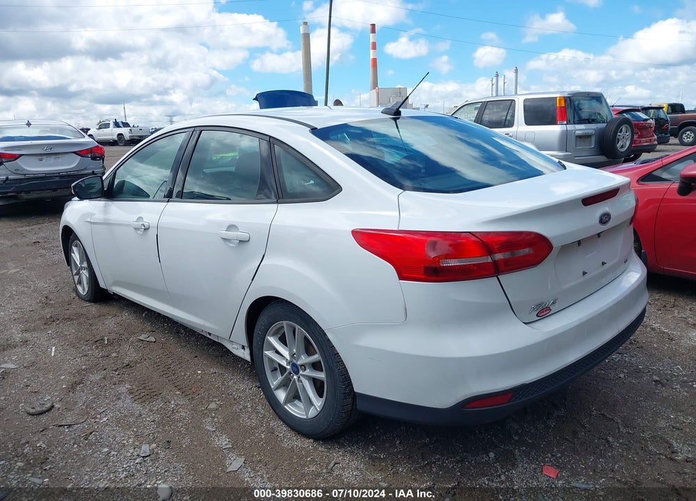 2017 FORD FOCUS SE VIN: 1FADP3F26HL279431