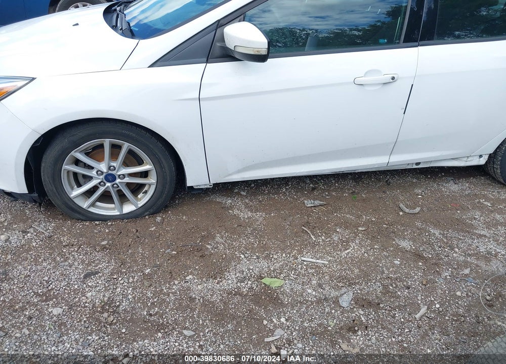 2017 FORD FOCUS SE VIN: 1FADP3F26HL279431