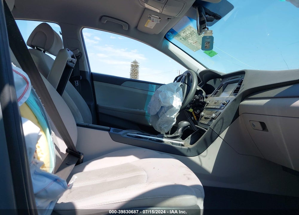2017 HYUNDAI SONATA SE VIN: 5NPE24AF0HH547617