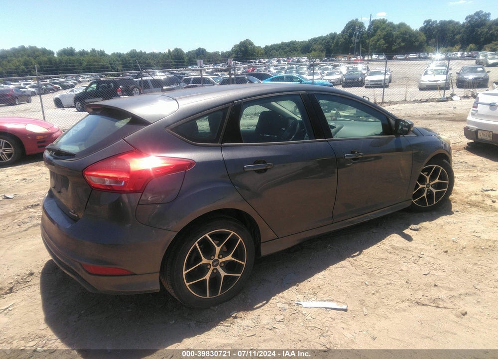 2016 FORD FOCUS SE VIN: 1FADP3K25GL355726