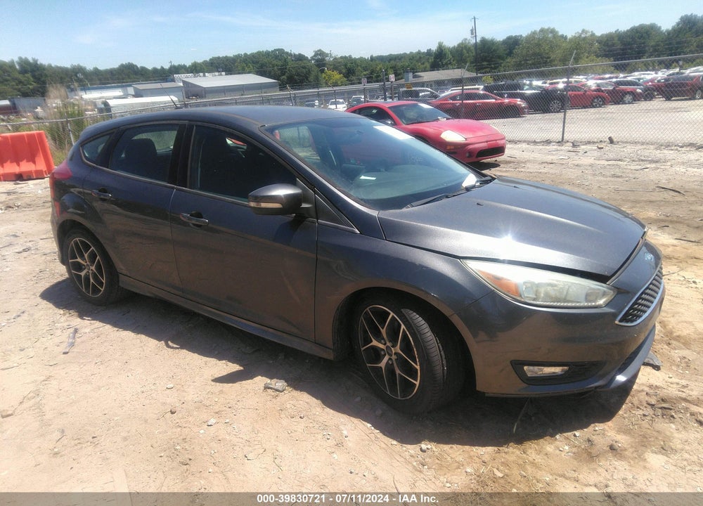 2016 FORD FOCUS SE VIN: 1FADP3K25GL355726