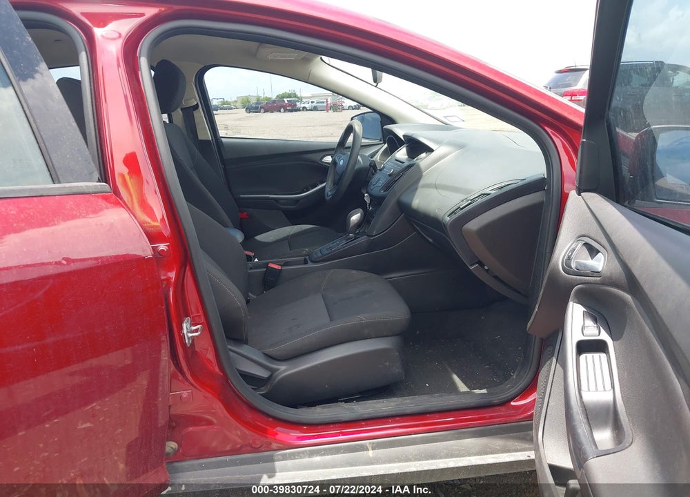 2017 FORD FOCUS SE VIN: 1FADP3F22HL244787