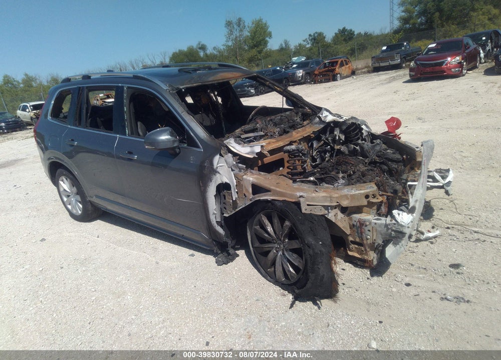 2016 VOLVO XC90 T6 MOMENTUM VIN: YV4A22PK6G1029103