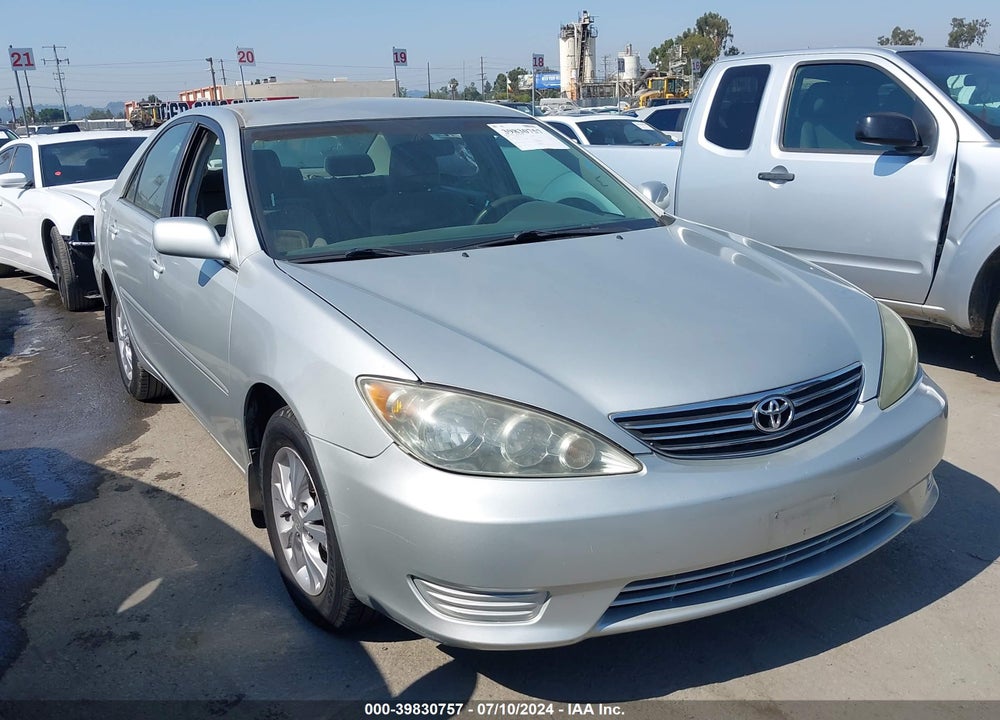 2005 TOYOTA CAMRY LE V6 VIN: 4T1BF32K45U611121