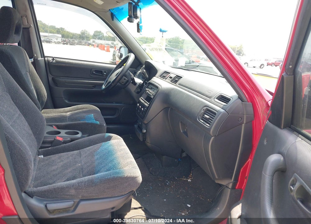 2000 HONDA CR-V LX VIN: JHLRD2846YS005432