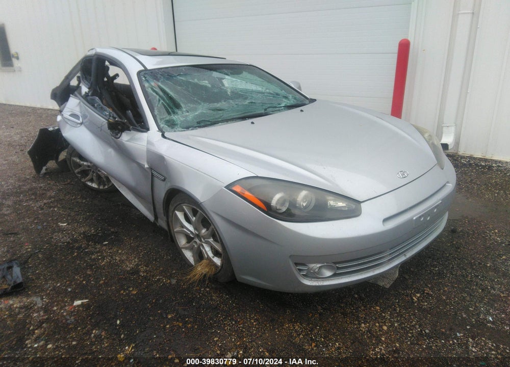 2008 HYUNDAI TIBURON VIN: KMHHN66F18U267814