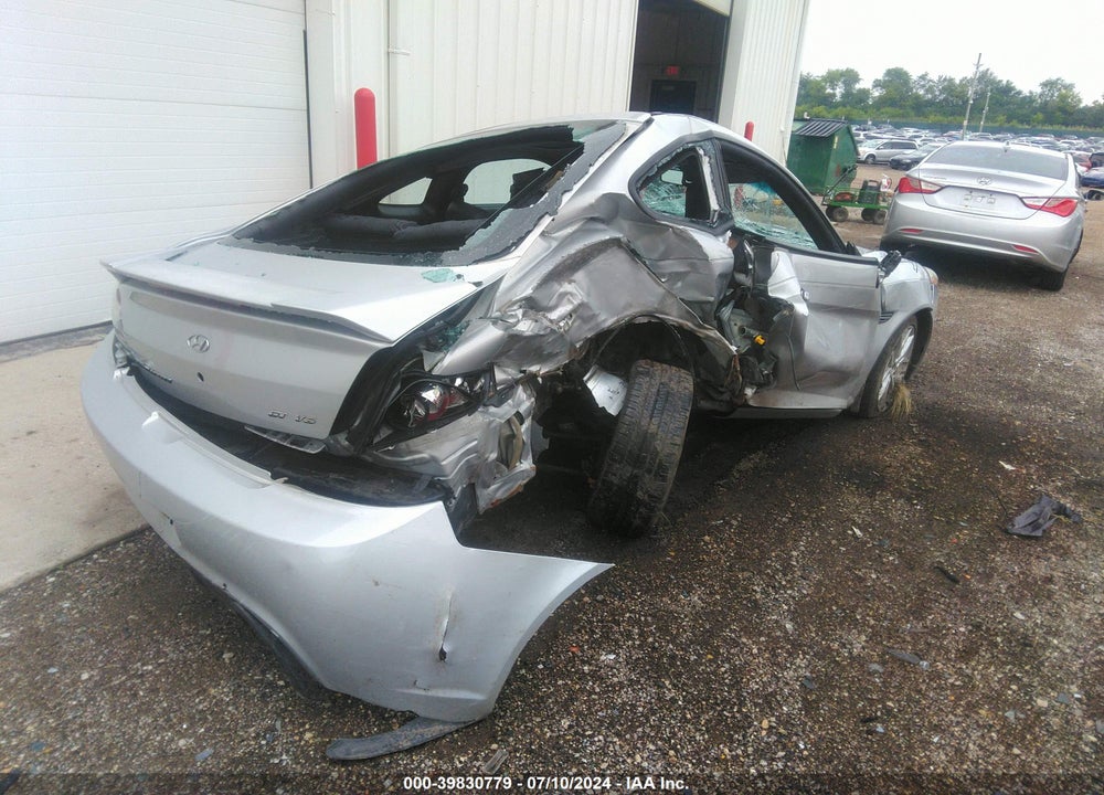 2008 HYUNDAI TIBURON VIN: KMHHN66F18U267814
