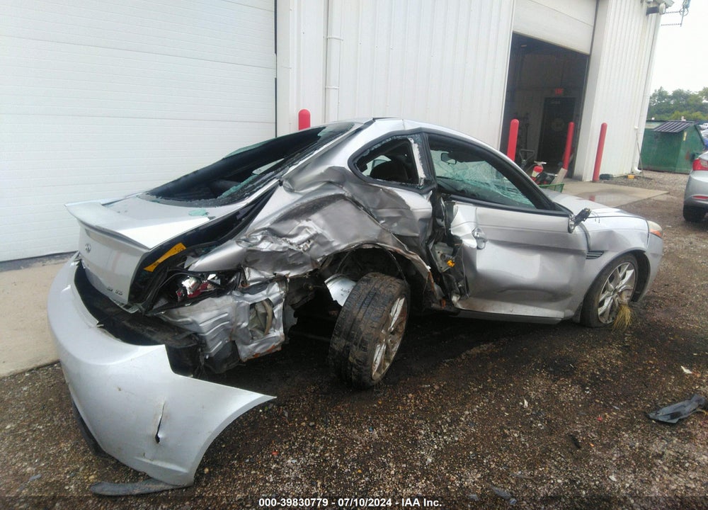 2008 HYUNDAI TIBURON VIN: KMHHN66F18U267814