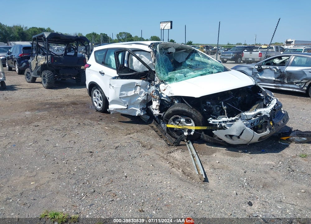 2019 FORD ESCAPE S VIN: 1FMCU0F77KUA89479