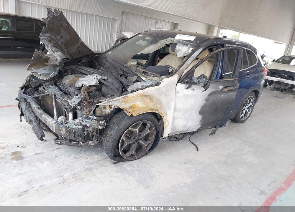 2017 BMW X1 SDRIVE28I VIN: WBXHU7C33H5H33895