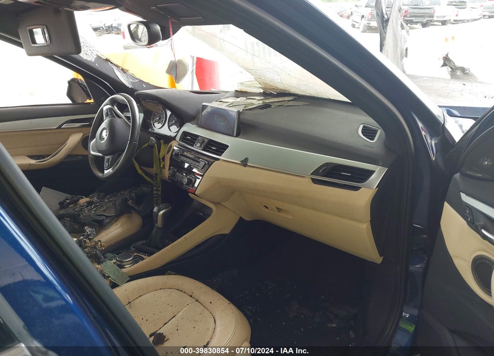 2017 BMW X1 SDRIVE28I VIN: WBXHU7C33H5H33895