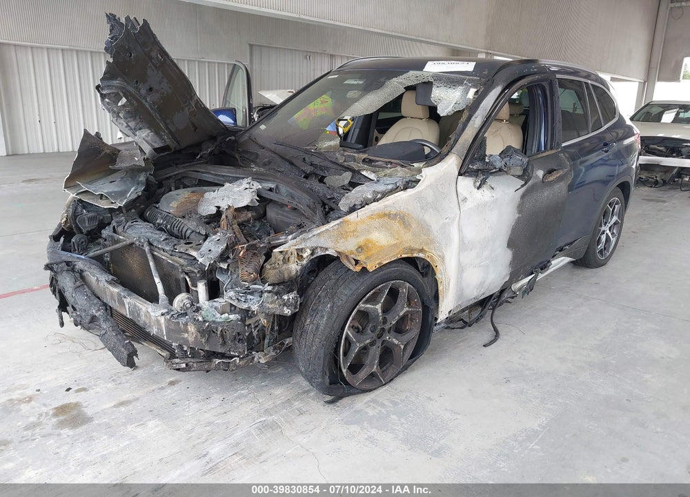 2017 BMW X1 SDRIVE28I VIN: WBXHU7C33H5H33895