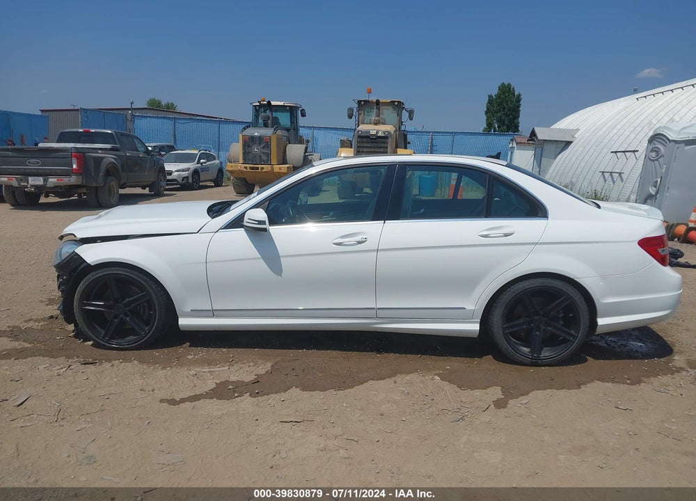 2014 MERCEDES-BENZ C 300 LUXURY 4MATIC/SPORT 4MATIC VIN: WDDGF8AB6EA953556