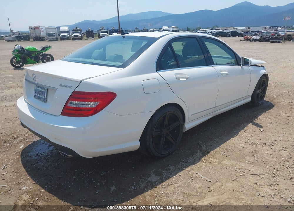 2014 MERCEDES-BENZ C 300 LUXURY 4MATIC/SPORT 4MATIC VIN: WDDGF8AB6EA953556