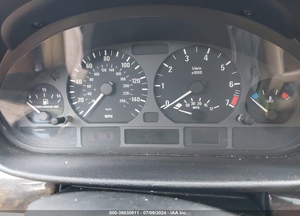 2003 BMW 325I VIN: WBAET37433NJ33198