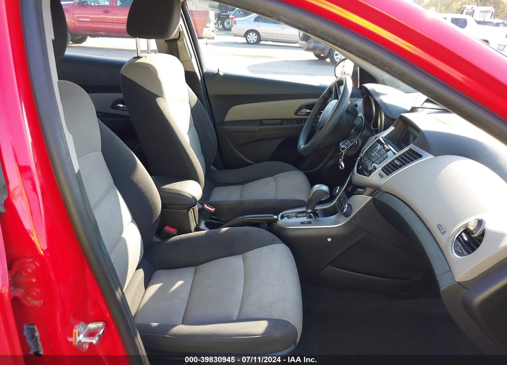 2016 CHEVROLET CRUZE LIMITED LS AUTO VIN: 1G1PC5SG1G7218407