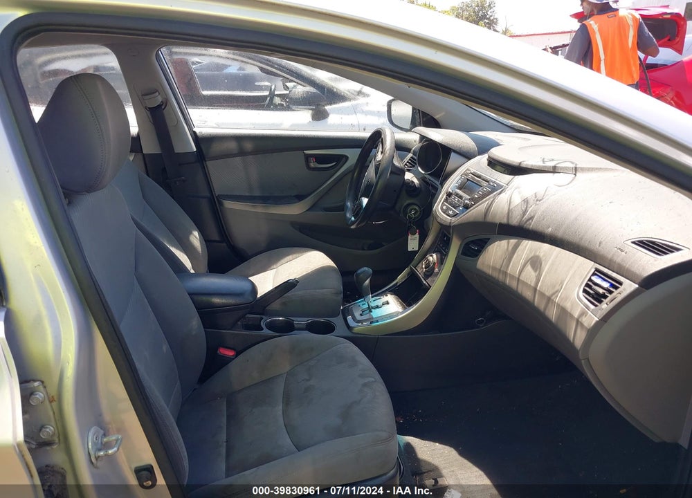2013 HYUNDAI ELANTRA GLS VIN: KMHDH4AE2DU681803