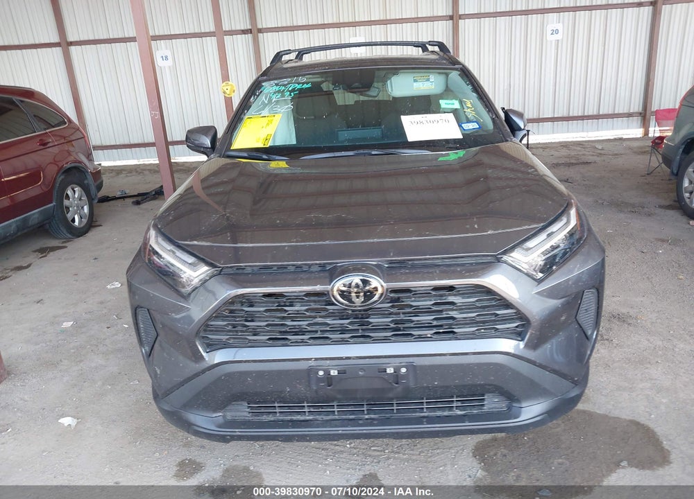 2024 TOYOTA RAV4 XLE VIN: 2T3P1RFV4RC421636