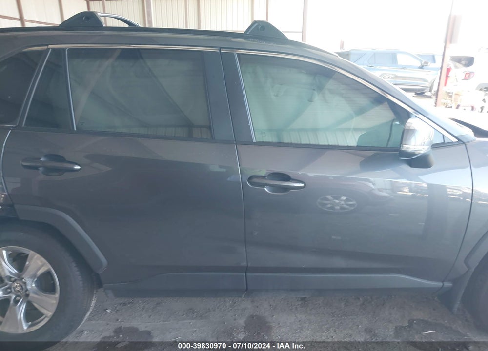 2024 TOYOTA RAV4 XLE VIN: 2T3P1RFV4RC421636