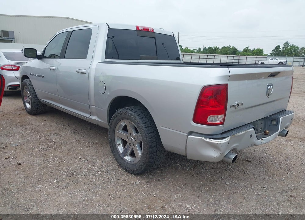 2011 RAM RAM 1500 VIN: 1D7RB1CT1BS583902