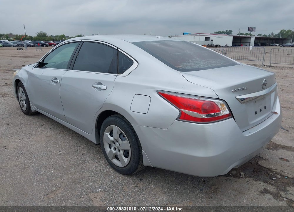 2015 NISSAN ALTIMA 2.5 S VIN: 1N4AL3AP4FC147847