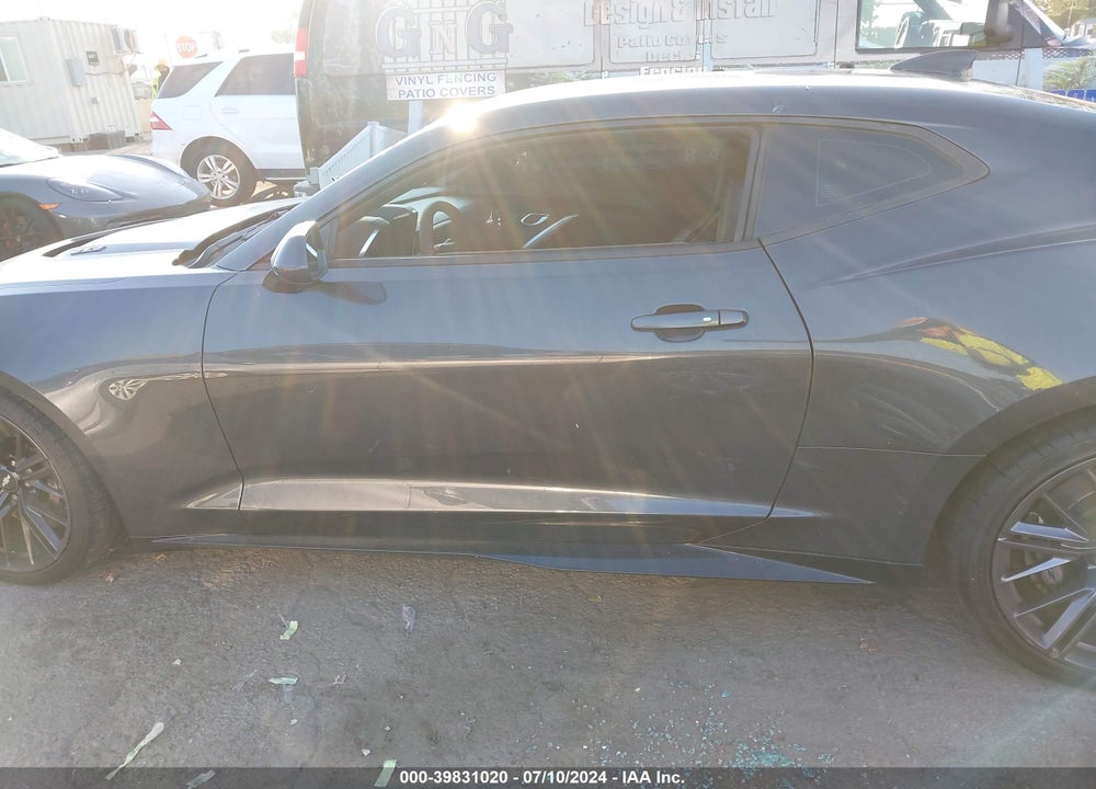 2017 CHEVROLET CAMARO ZL1 VIN: 1G1FJ1R61H0207666