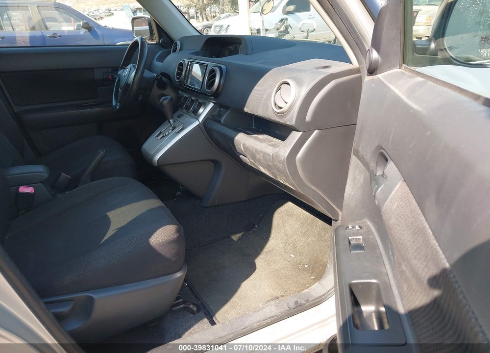 2010 SCION XB VIN: JTLZE4FE6A1103281
