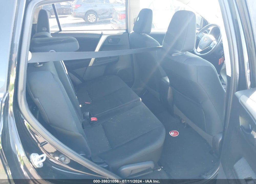2015 TOYOTA RAV4 LE VIN: 2T3BFREV1FW371236
