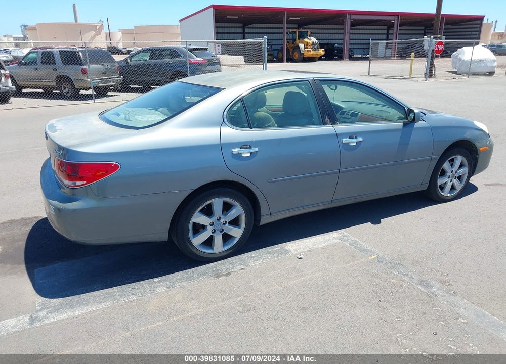 2005 LEXUS ES 330 VIN: JTHBA30G255059564