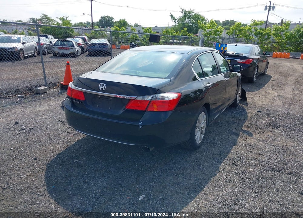 2013 HONDA ACCORD EX VIN: 1HGCR2F70DA270706