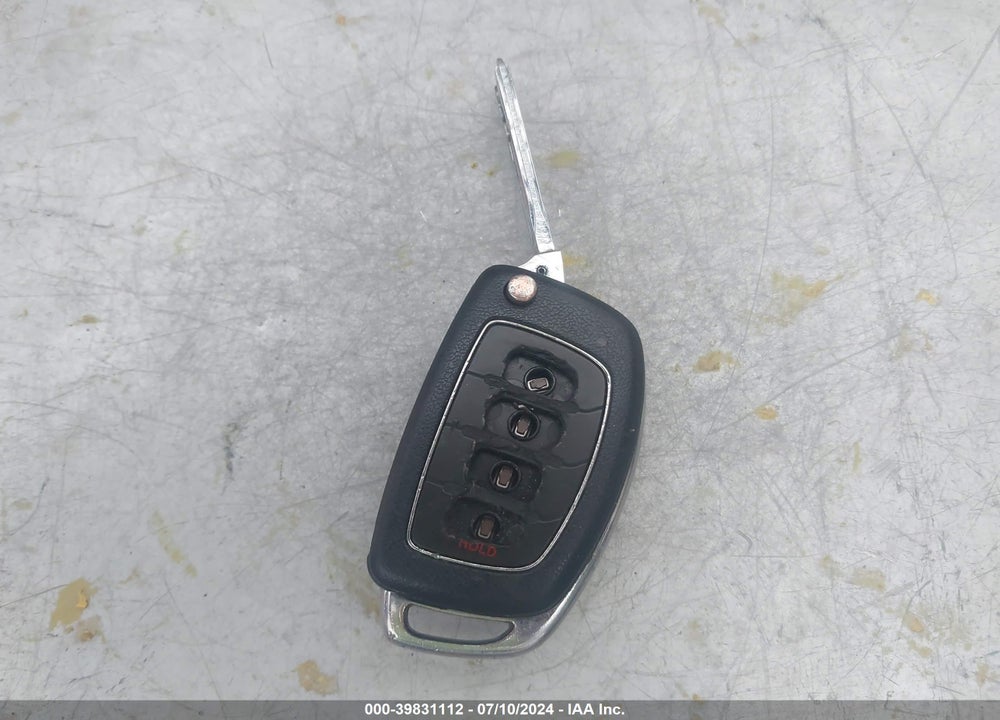 2015 HYUNDAI SONATA SE VIN: 5NPE24AF9FH225006